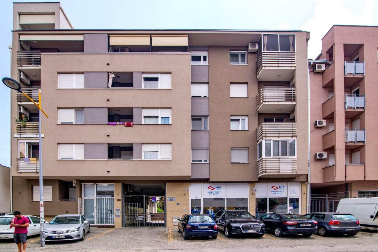 Grove Apartment + Free Parking Novi Sad Exterior photo